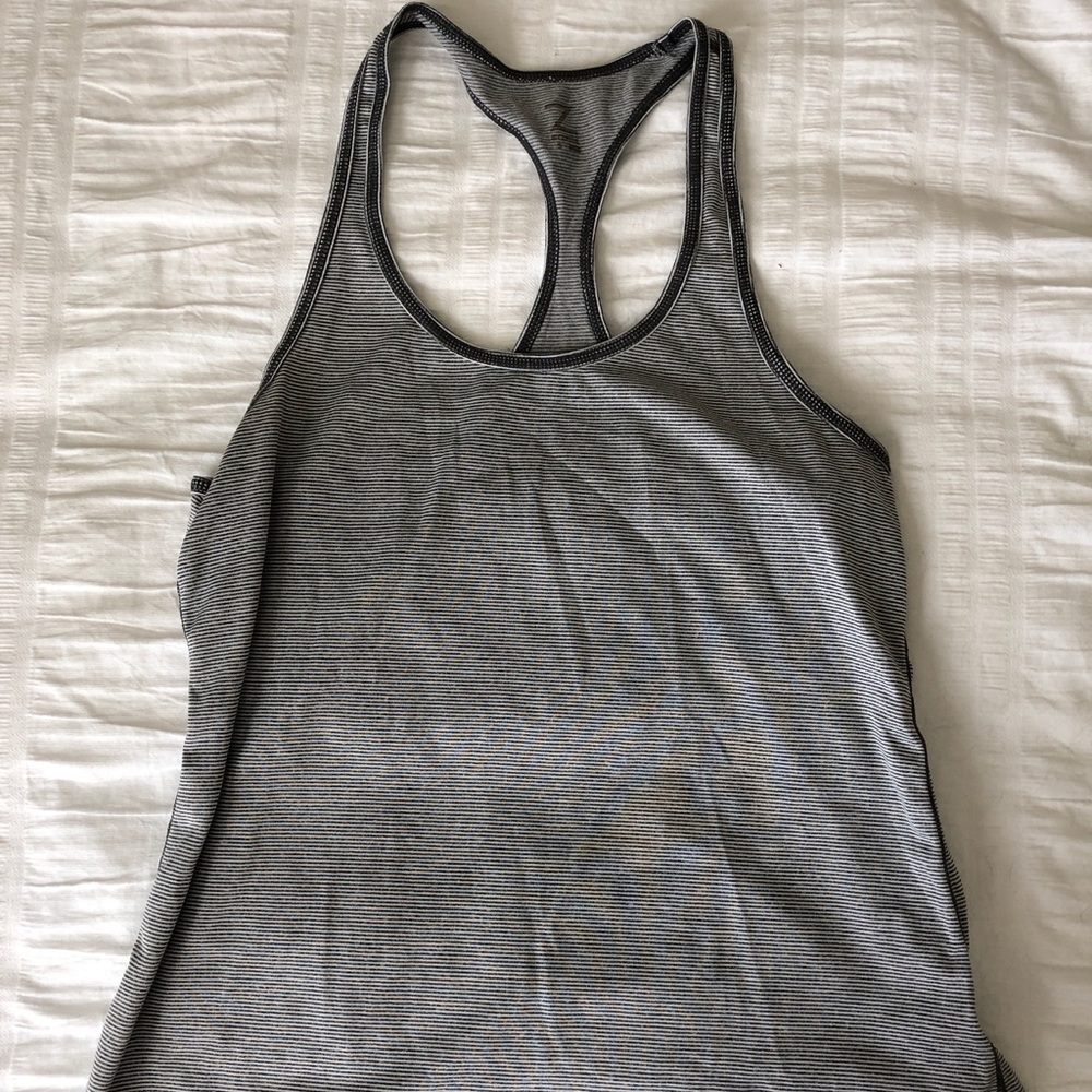 Zella tank